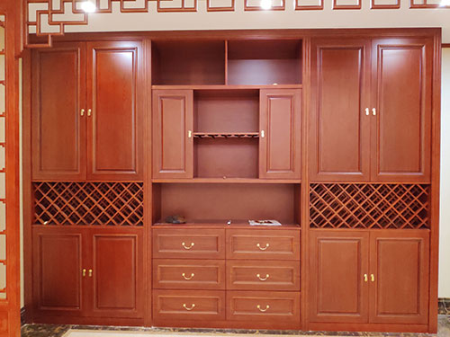 印台中式家居装修之中式酒柜装修效果图